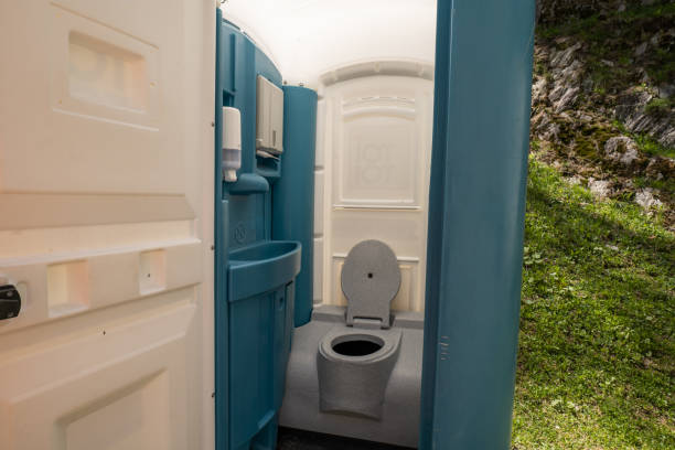 Best Emergency porta potty rental  in St Clair Shores, MI